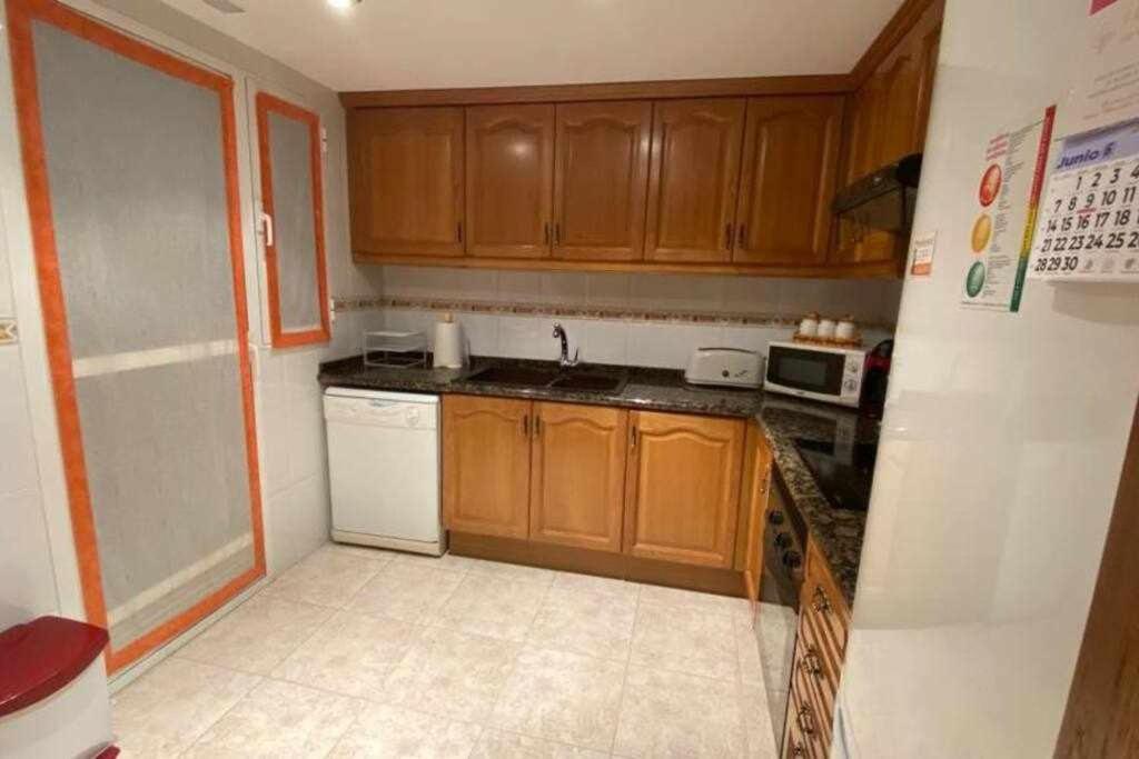 Apartamento A 150M De La Playa Wifi Gratis Denia Luaran gambar
